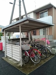 小山駅 バス22分  県営横倉住宅下車：停歩5分 2階の物件外観写真